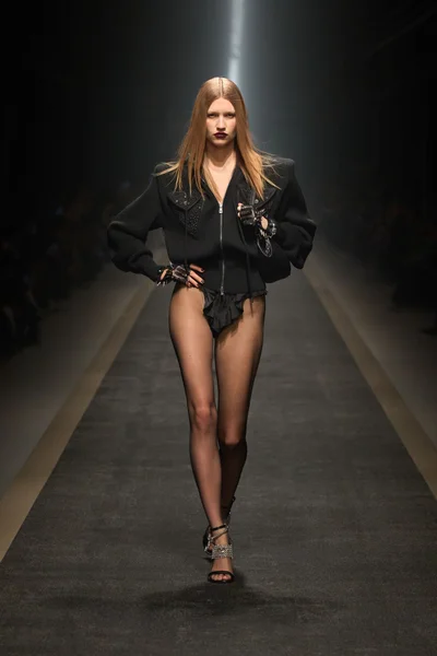 Look 42